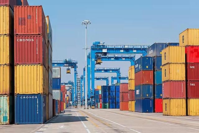 河北省前三季度外貿(mào)進出口大幅增長，貨物貿(mào)易彰顯強勁活力